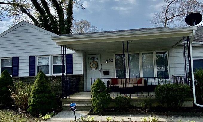 Somers Point Maison | Fabulous Family Rancher- Near Ocean City NJ Beaches !