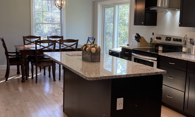 Falmouth Maison | Fabulous home located in the seaside community of Falmouth, ME