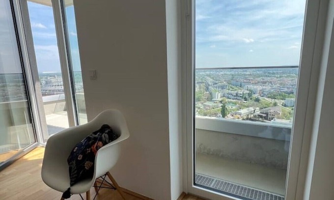 Erdberg Appartement | Fabulous skyline view in the iconic city of Vienna.