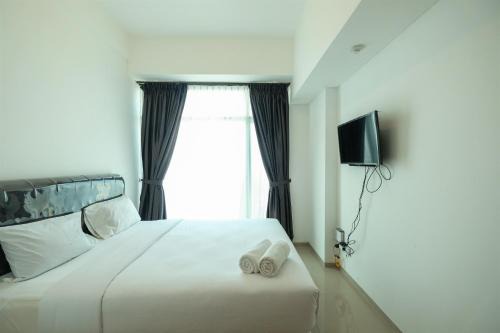 Serpong Appartement | Fabulous Tree Park City Cikokol Studio Apartment near Shopping Mall By Travelio