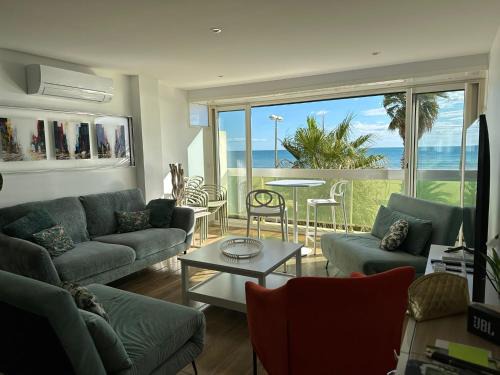 La Cote Radieuse Appartement | Face à la Mer-Canet Plage Sud-F3+Parking