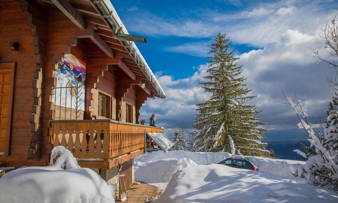 Mijoux Chalet De Ski | Face au Mt Blanc et le Lac Léman.