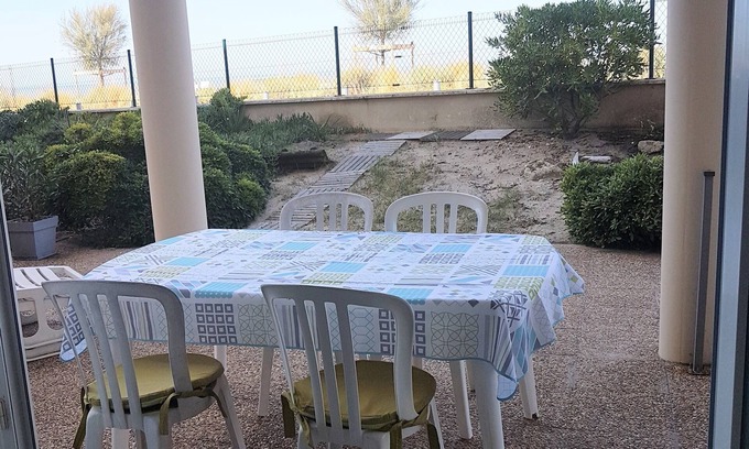 Soulac-sur-Mer Appartement | Face à l'Océan . Près des commerces . Parking privatisé