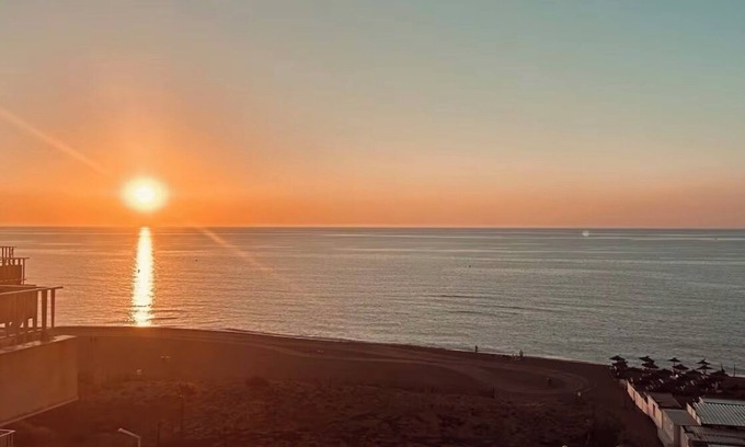 Saint-Hippolyte Appartement | FACING THE SEA