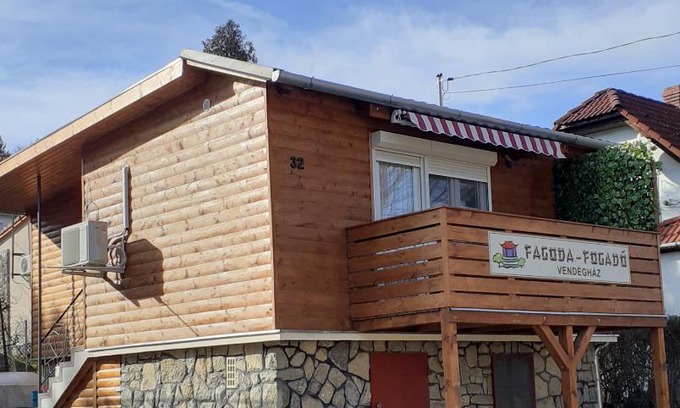 Orfu Maison | Fagoda-Fogadó Vendégház