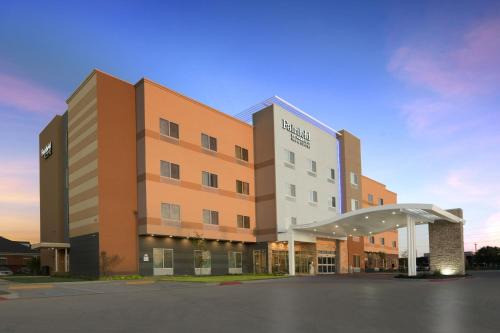 Buckner Terrace - Everglade Park Hôtel | Fairfield by Marriott Inn & Suites Dallas East