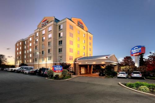 Avenel Hôtel | Fairfield Inn & Suites Woodbridge