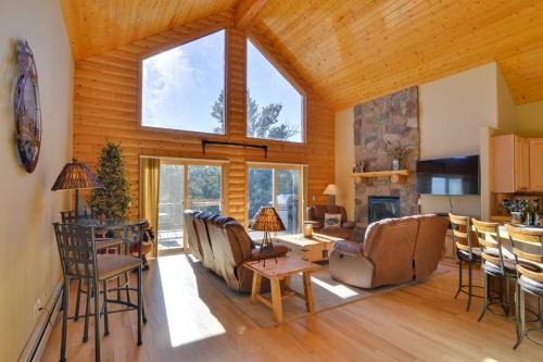 Fairplay Maison | Fairplay Cabin with Mountain Views!