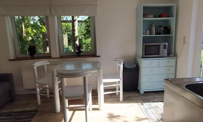Dedendorf Appartement | FairSchlafen - Gartenwohnung