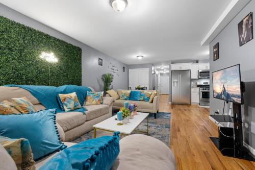 Newark Appartement | FaithInn - 3 Bed 2 Bath Near EWR/Downtown/NYC