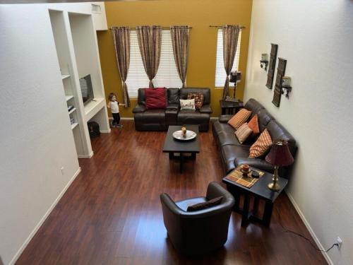 Alta Mesa Appartement | Falcon Field within mins of Gated Condo