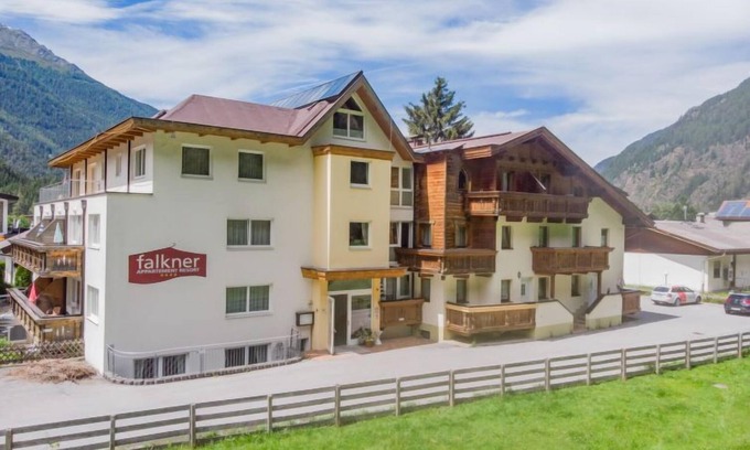 Laengenfeld Appartement | Falkner by Interhome