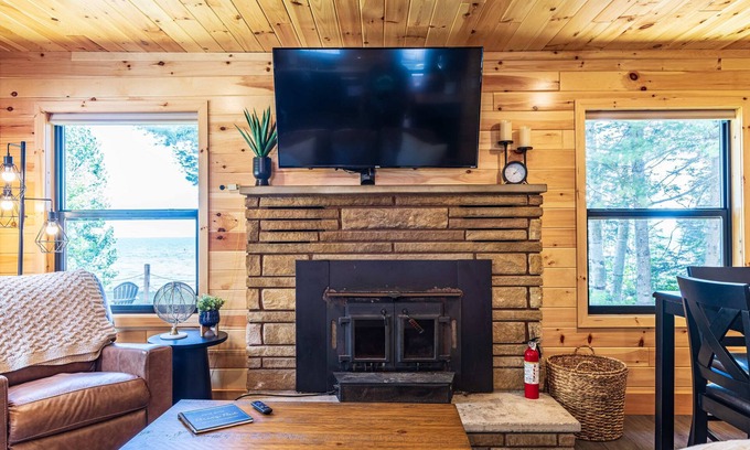 Paradise Cabine | Adventure & Relaxation by Lake Superior!