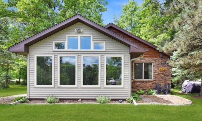 Breezy Point Cabine | SPRING & SUMMER OPENINGS LAKEFRONT & FIRE PIT