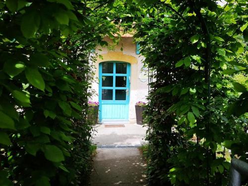 Glashuette Appartement | Familienfreundliche Gemütliche Ferienwohnung In Luchau Mit Garten Und Grill -