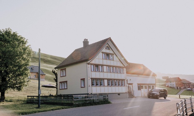Schwende Chalet De Ski | Family and Group Chalet Appenzell at the Alpstein - Hotel Brülisau/Weissbad