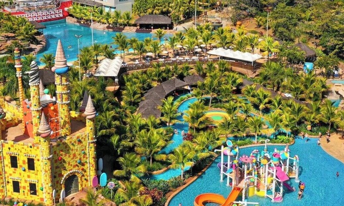 Sao Pedro Station Balnéaire | Family apartment in São Pedro Thermas Resort, next to the park!