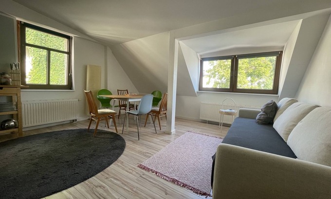 Lindenau Appartement | Appartement familial dans le bâtiment arrière calme près de la Red Bull Arena
