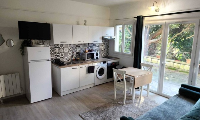 Noisy-le-Sec Appartement | Appartement familial avec Jardin et terrasse privatif à 10Min du Métro et RER.