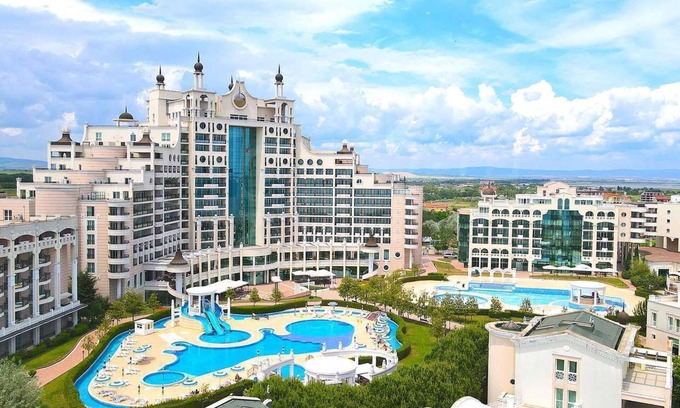 Pomorie Appartement | Family apartment with direct access to the beach - Apartment Sunset resort C4-17