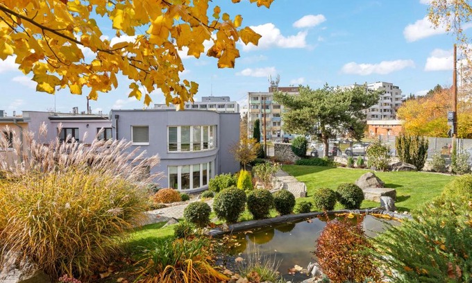 Nove Mesto Appartement | Family apartment with garden view