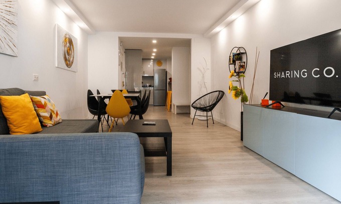 Parque Ayala Appartement | Family Apt next to tren Station by SharingCo