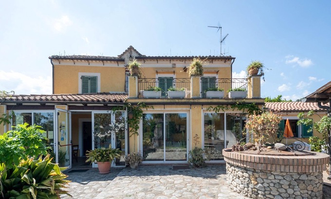 Stilo Maison | Belvilla par OYO San Giovanni