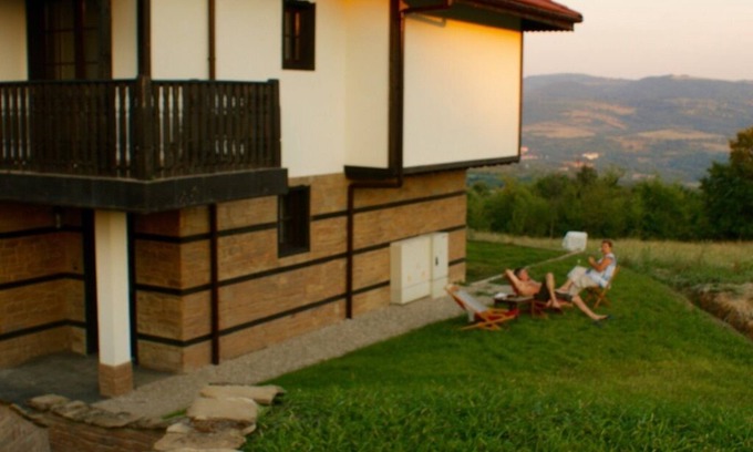 Dryanovo Maison | Familles / couples ou vacances d'évasion / retraite rurale avec une vue magnifique sur la montagne