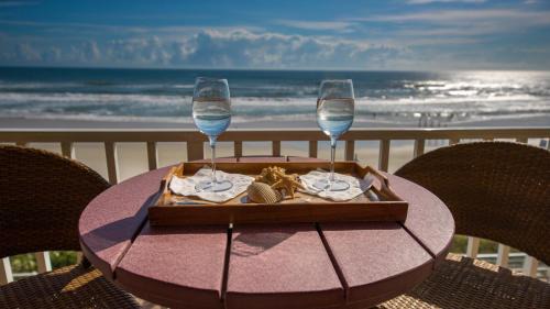 Daytona Beach Shores Appartement | Family Friendly - Direct Oceanfront Sanibel 303