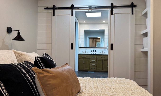 Briargate Maison | Family-friendly 6-bedroom home with fitness room, patio, and space to unwind
