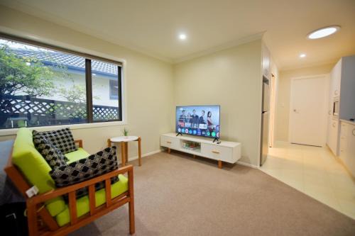 Mellons Bay Maison | Family Friendly 1BR in Howick, Near Beach and Cafes