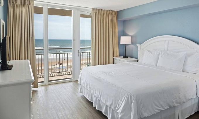 Ormond Beach Station Balnéaire | Family-Friendly 2BR Oceanfront Condo – Balcony, Pool, Kitchen & Steps to Beach