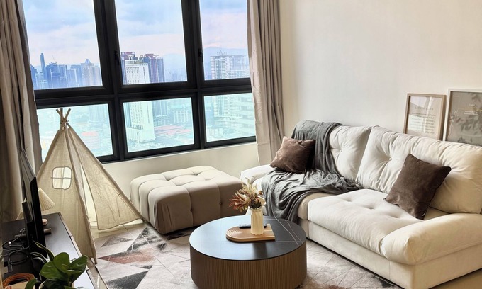 Taman Pertama Appartement | Family-Friendly 3BR Condo with KLCC View + Kids’Toys, 2 Baths