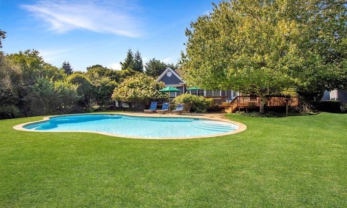 Greenport West Maison | Family friendly 4 BR Greenport retreat w/ Pool and Private Beach