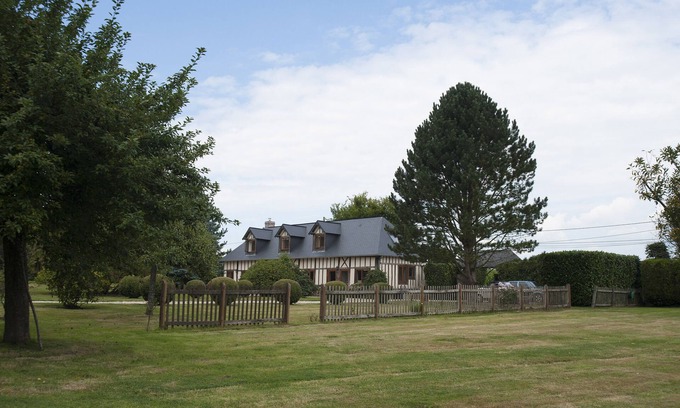 Asnieres Maison | Conversion de grange familiale dans une magnifique campagne française, à proximité des plages