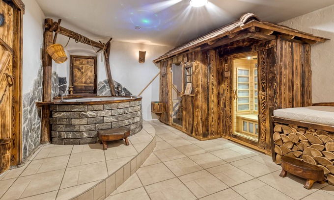 Ljutomer Appartement | Child Friendly France's Lair, Ljutomer, Slovenia