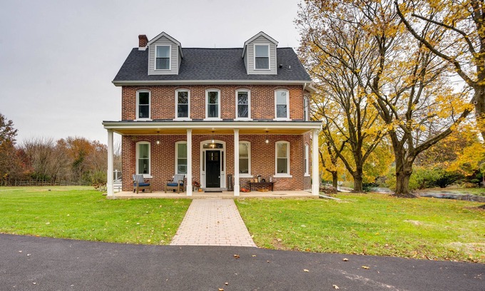 Mainland Maison | Family-Friendly Hatfield Home: 3 Mi to Downtown!
