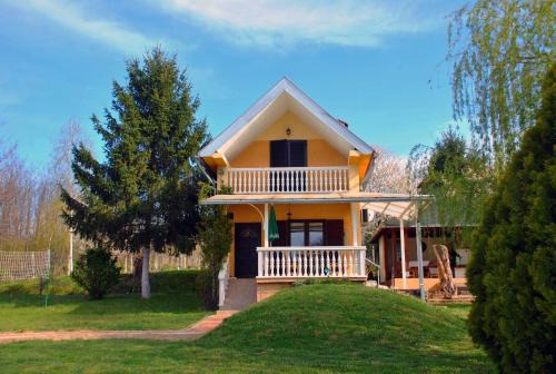 Nova Kapela Maison | Family friendly house with a swimming pool Nova Kapela, Slavonija - 17313