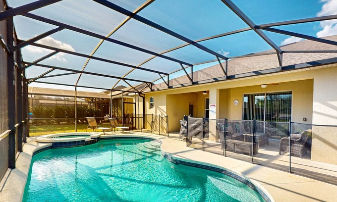 Watersong Maison | Family-Friendly Resort Home w/ Private Pool Spa, Game Room, WiFi & AC - Dogs OK