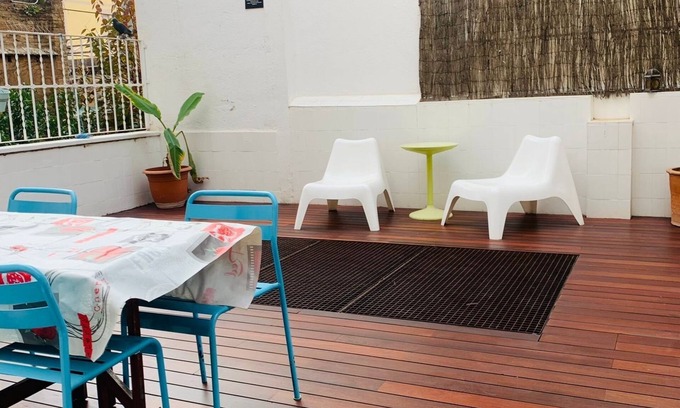 el Camp d'en Grassot i Gracia Nova Appartement | Spacious apartment with sunny terrace