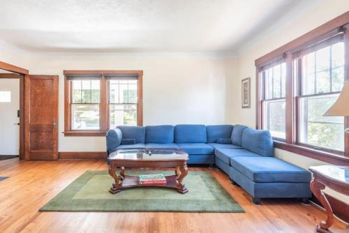 Benson Maison | Family Fun at Fontenelle 4Br 2Bth Omaha