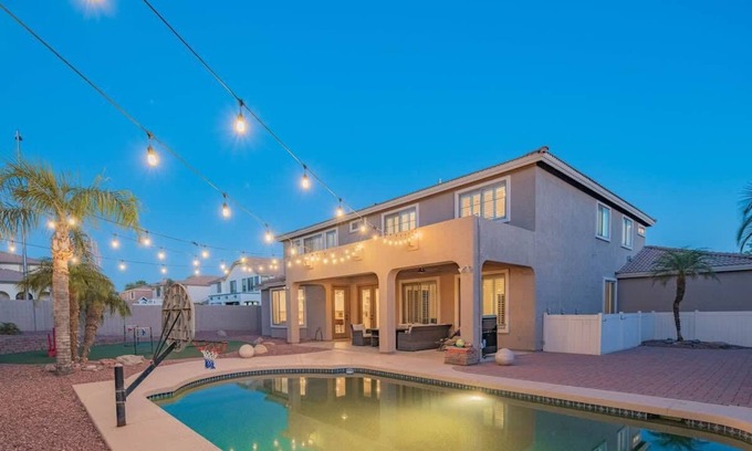 Mesa Maison | Family Fun Retreat, Mesa AZ w Pool