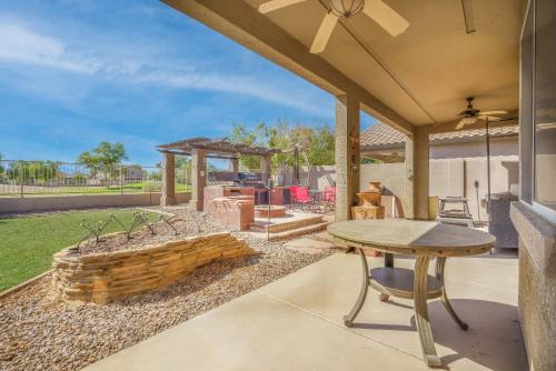 Coldwater Springs Maison | Family Fun Retreat Themed Rooms BBQ & Golf Course