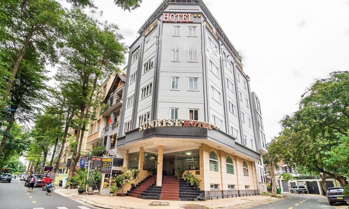 Binh Chanh Maison | Family Getaway – Spacious Triple at Trung Son