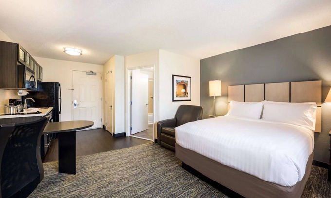 Braintree Hôtel | Family Getaway | Spacious Haven Near New England Aquarium & Boston Harbor