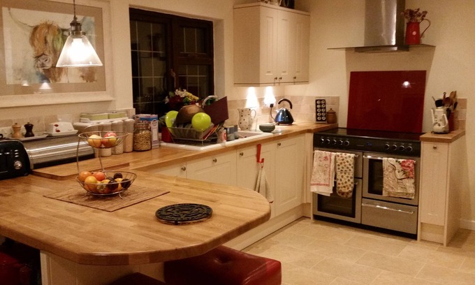 Bicester Maison | Family home in beautiful Oxfordshire countryside! Garden, parking & local walks.