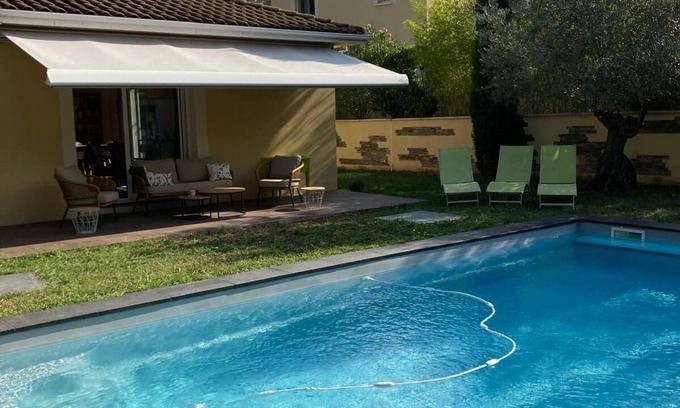 Francheville Maison | Maison de famille proche de Lyon. Pour des vacances entre ville et campagne !
