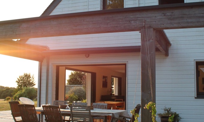 Plougoumelen Maison | Maison familiale aux multiples espaces de vie, vue dégagée et couchers de soleil