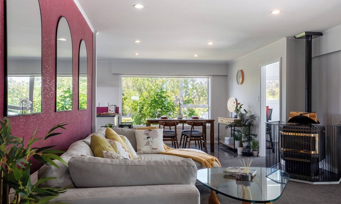 Hornby Maison | Family Home with Spa, Office, BBQ, EV Charging and Camper/Motorhome parking
