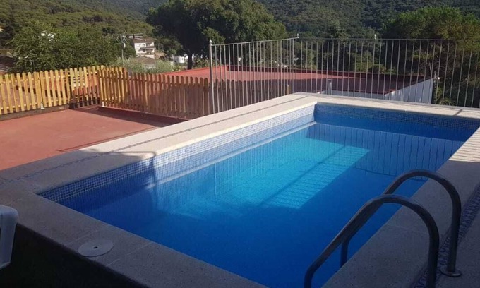 Vilanova del Valles Maison | Family house with private pool and great views, for 10 people